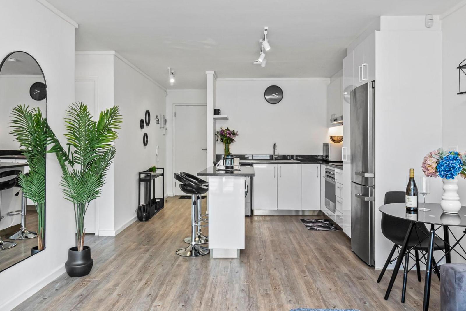 Apartment Castle Rock 2-bedroom With Iconic Views Cape Town