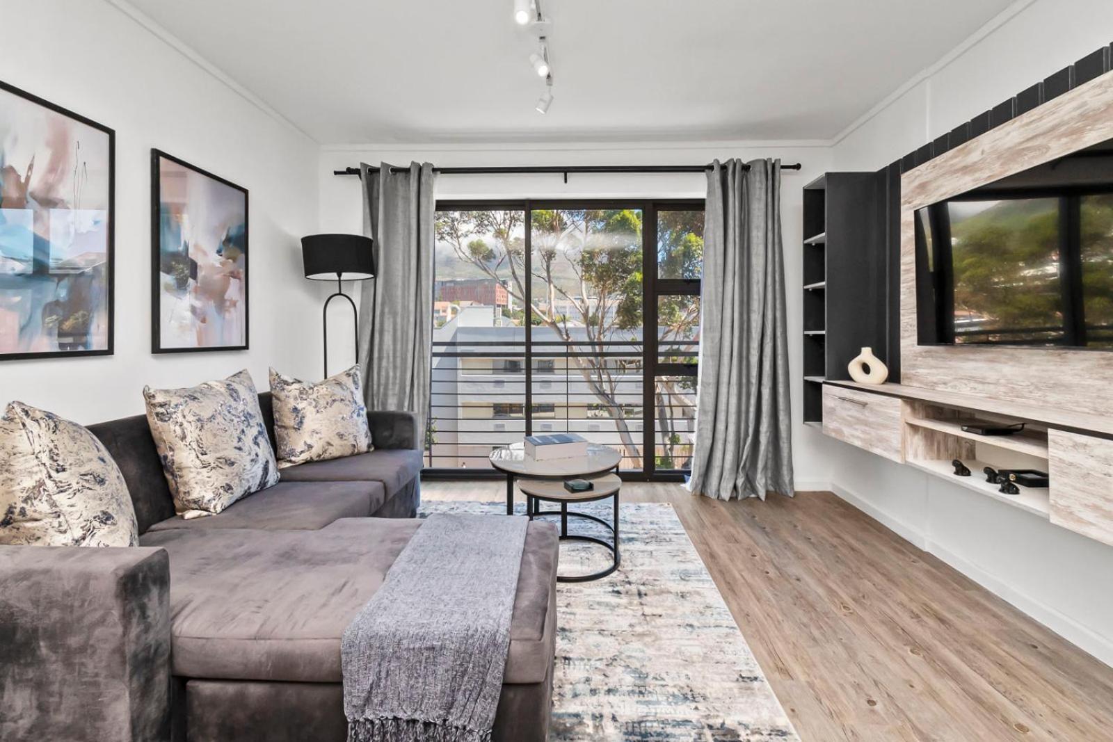 Castle Rock 2-bedroom With Iconic Views Apartment *