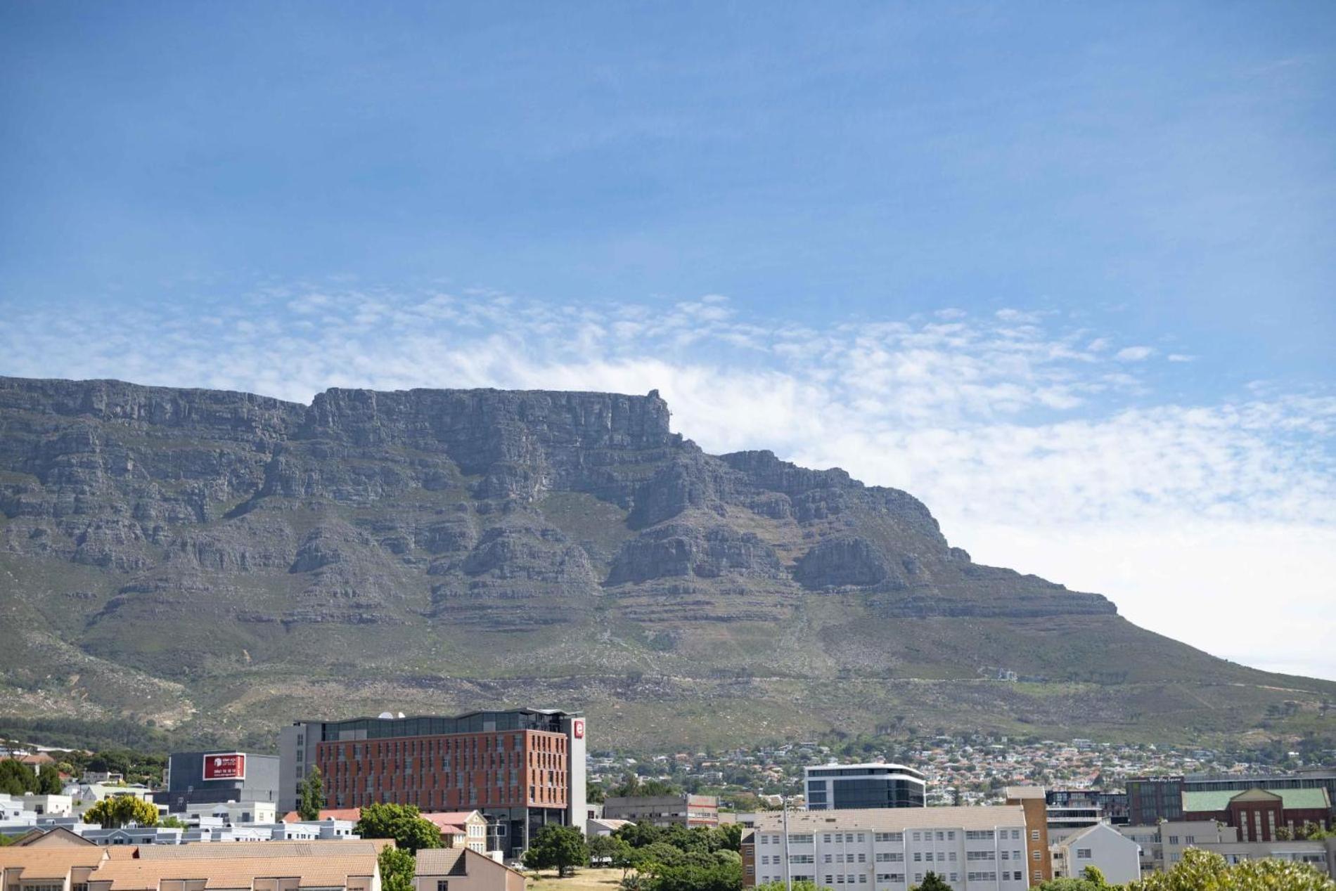 Apartment Castle Rock 2-bedroom With Iconic Views Cape Town